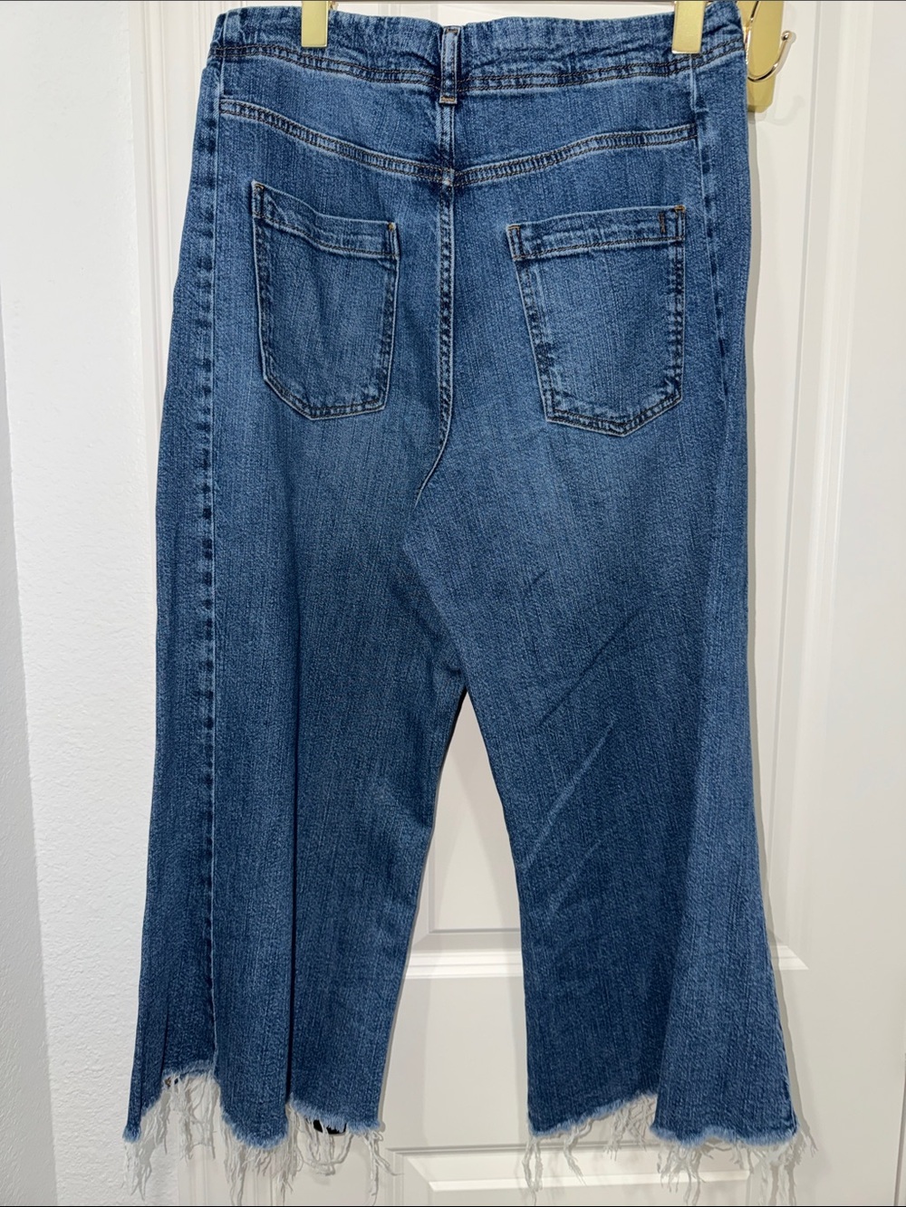 Pilcro Blue Wide-Leg Frayed Hem Jeans - Picture 6 of 12